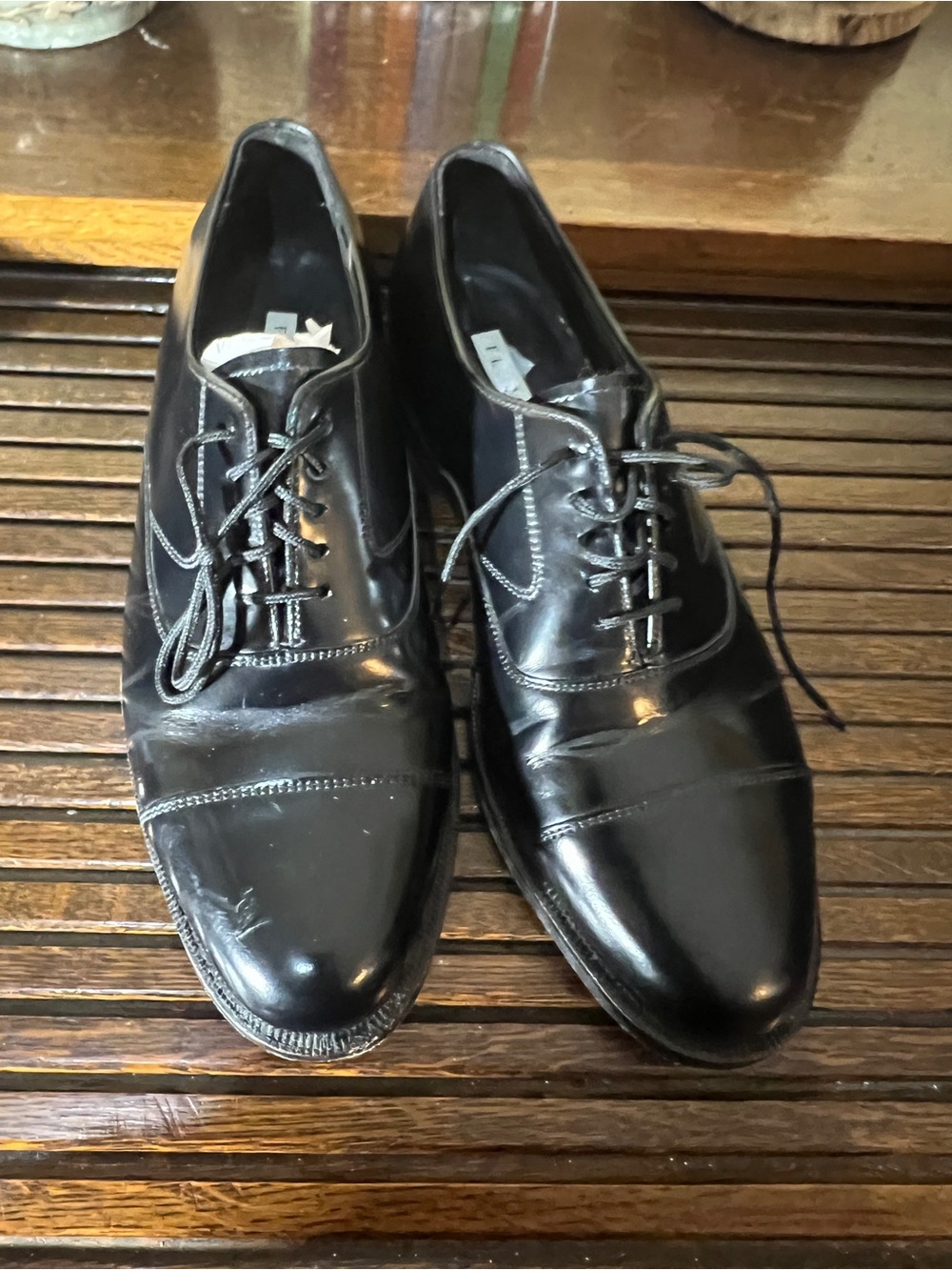 Florsheim Black Leather Cap-Toe Derby Dress Shoes